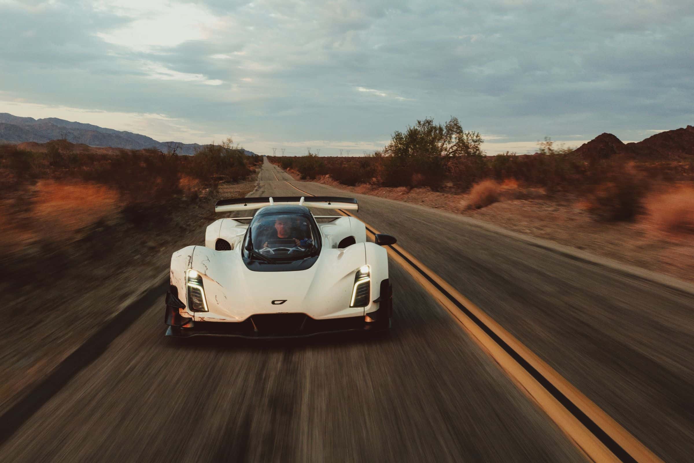 White 21C HDF on a desert highway during the Gold Rush tour